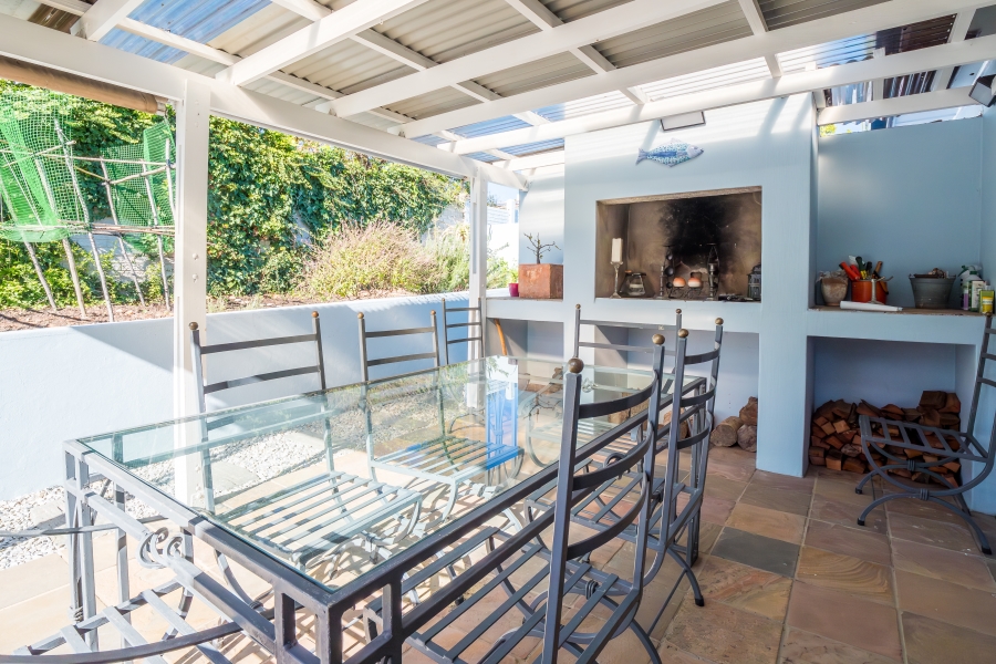 4 Bedroom Property for Sale in Rexford Western Cape